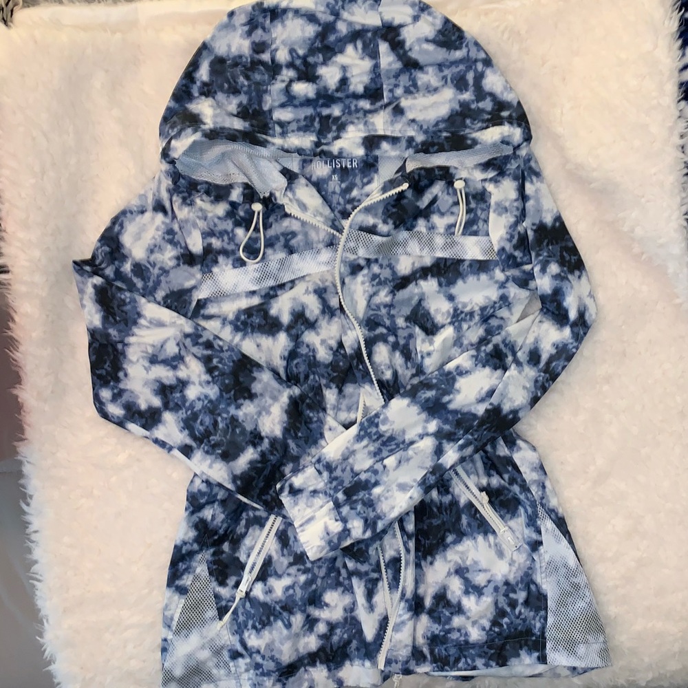 Women’s Hollister Windbreaker